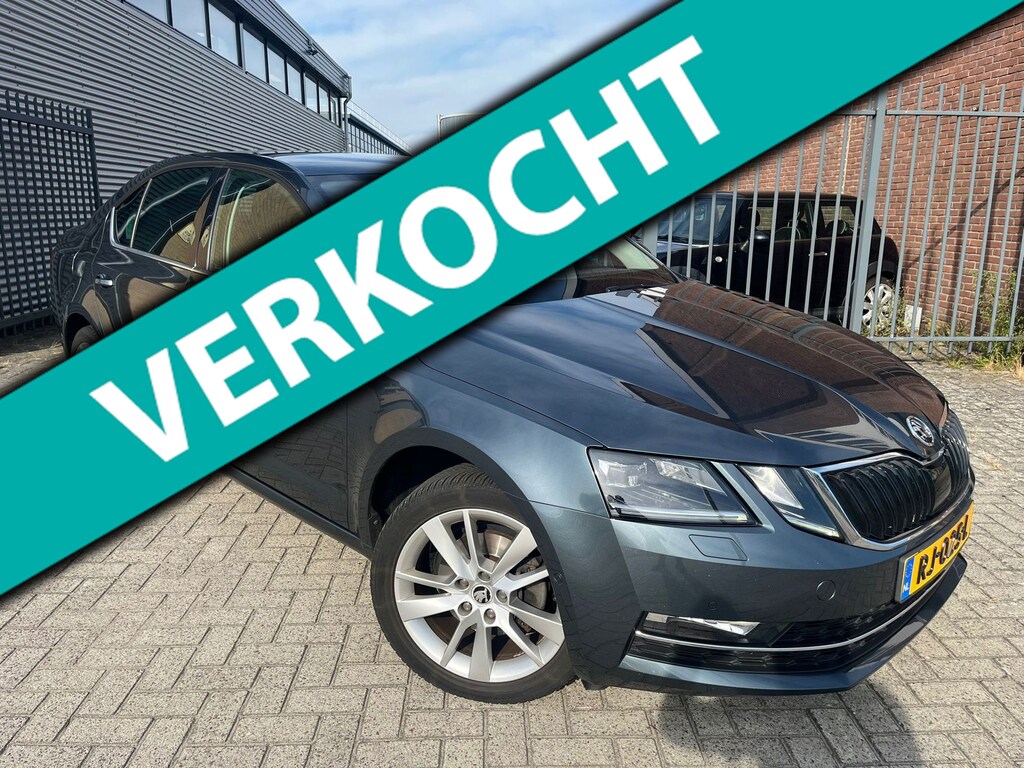 Skoda Octavia 1.0 TSI Greentech Style Business|Carplay|Navi|Cruise|PDC|Stoelver|Stuurver|