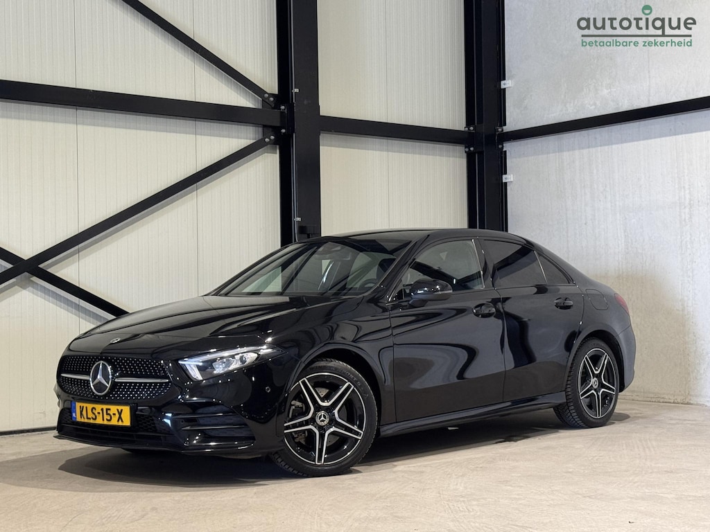 Mercedes-Benz A-klasse 250 e AMG | navi | sfeer verlichting | led | trekhaak |