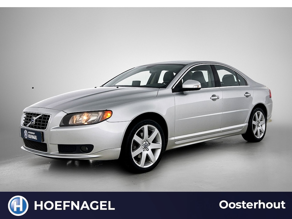 Volvo S80 2.5 T Momentum Automaat | Cruise Control | Navigatie | Leder | Parkeersensoren achter | NAP