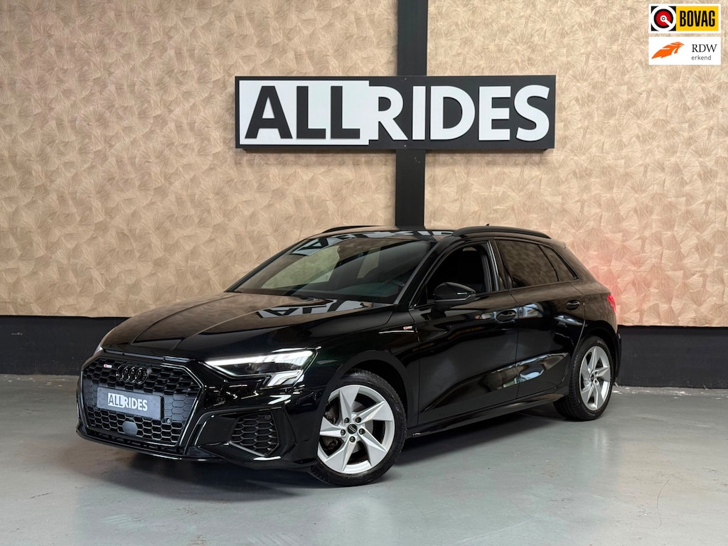 Audi A3 Sportback 30 TFSI S edition | Led | Carplay | Parkeersensoren | S Line | NAP