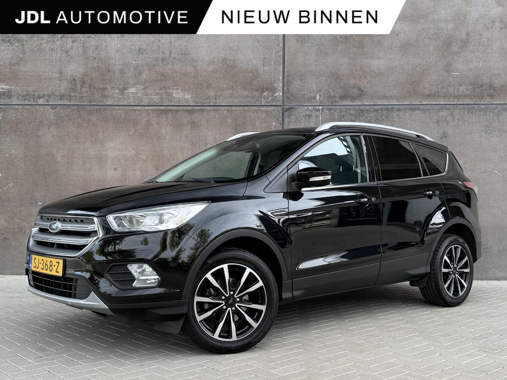 Ford Kuga 1.5 EcoBoost Titanium | Riem vervangen | Trekhaak | Navigatie | CarPlay | Climate control