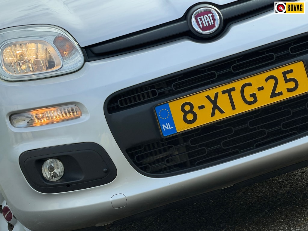 Fiat Panda 0.9 TwinAir Lounge Automaat - Grigio Argento - Airco/Bleutooth - Keurig