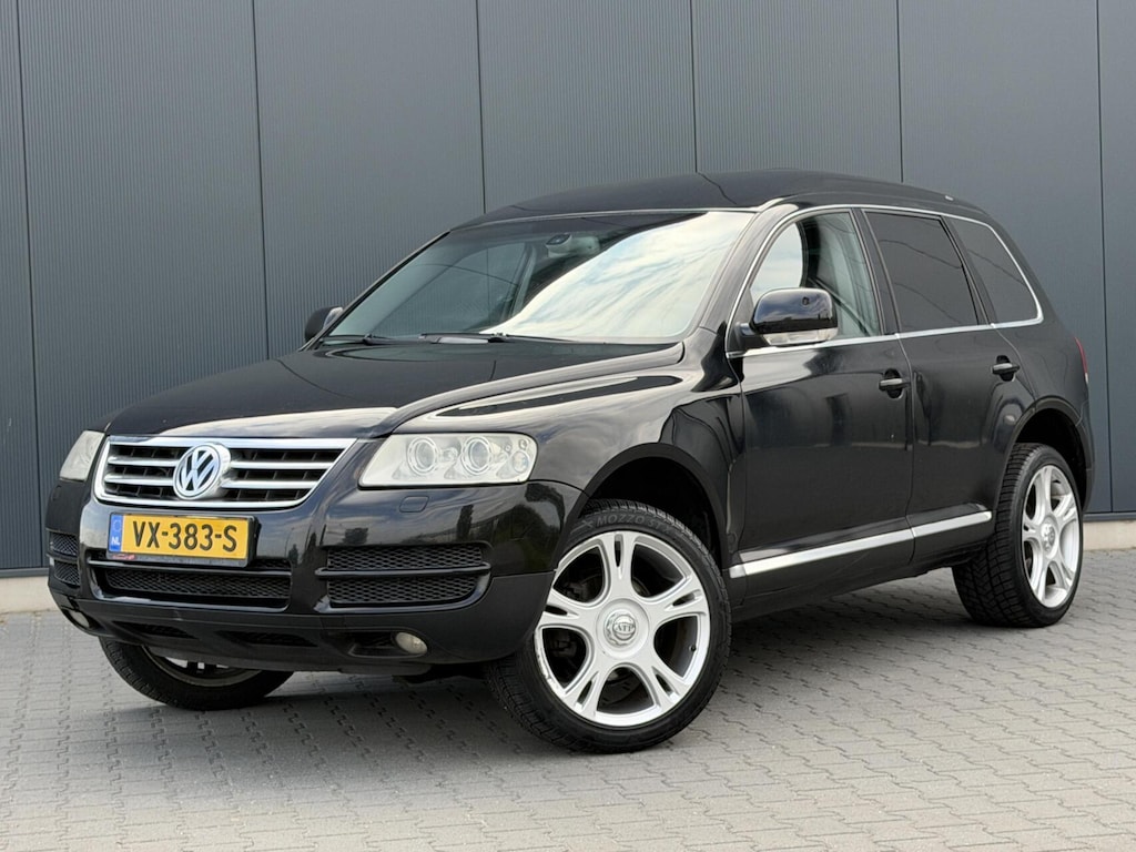 Volkswagen Touareg 2.5 TDI Grijs Kenteken - Leder - Trekhaak 3500KG