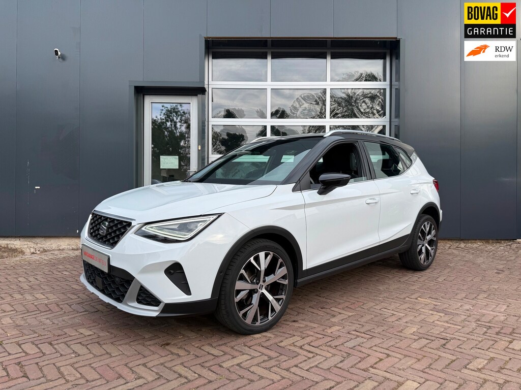 SEAT Arona 1.0 TSI Xperience Automaat | 18" LMV | Camera | Leder / Alcantara | Stoelverwarming
