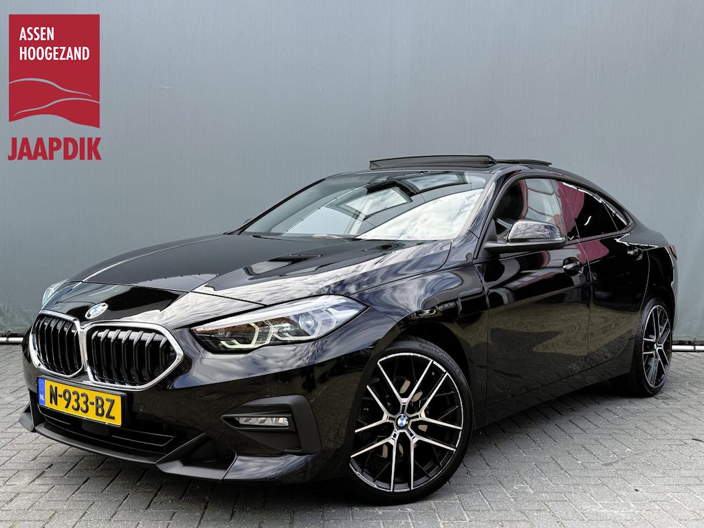 BMW 2-serie Gran Coupé BWJ 2021 218i 136 PK Business Edition AUTOMAAT | PANODAK | CARPLAY+ANDROID  | NAVI | CLIMA | CRUISE | FULL LED | M-VELGEN | PDC | GETINT GLAS |