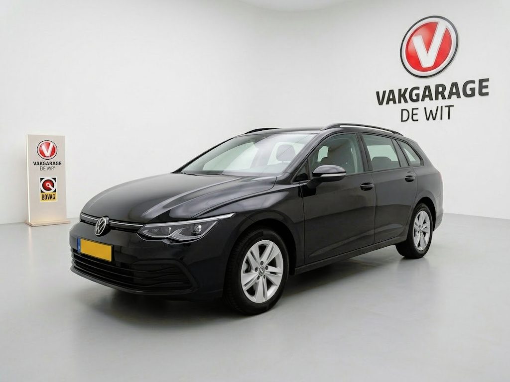 Volkswagen Golf Variant 1.5 eTSI 150pk DSG | Trekhaak | ACC | Stuur- & Stoelverwarming | Navigatie