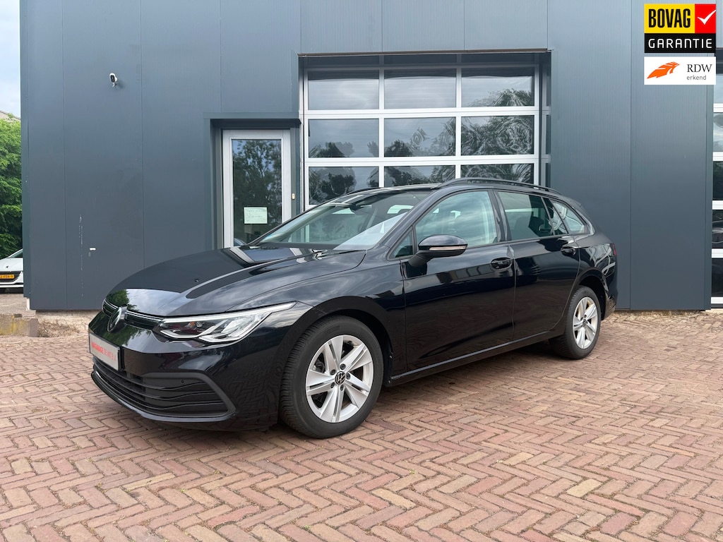 Volkswagen Golf Variant 1.5 eTSI 150pk DSG | Trekhaak | ACC | Stuur- & Stoelverwarming | Navigatie