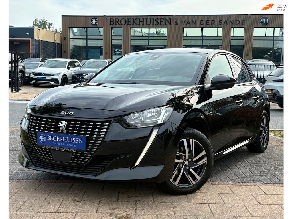 Peugeot 208 1.2 PureTech Blue Lease Allure Automaat / Camera / Trekhaak