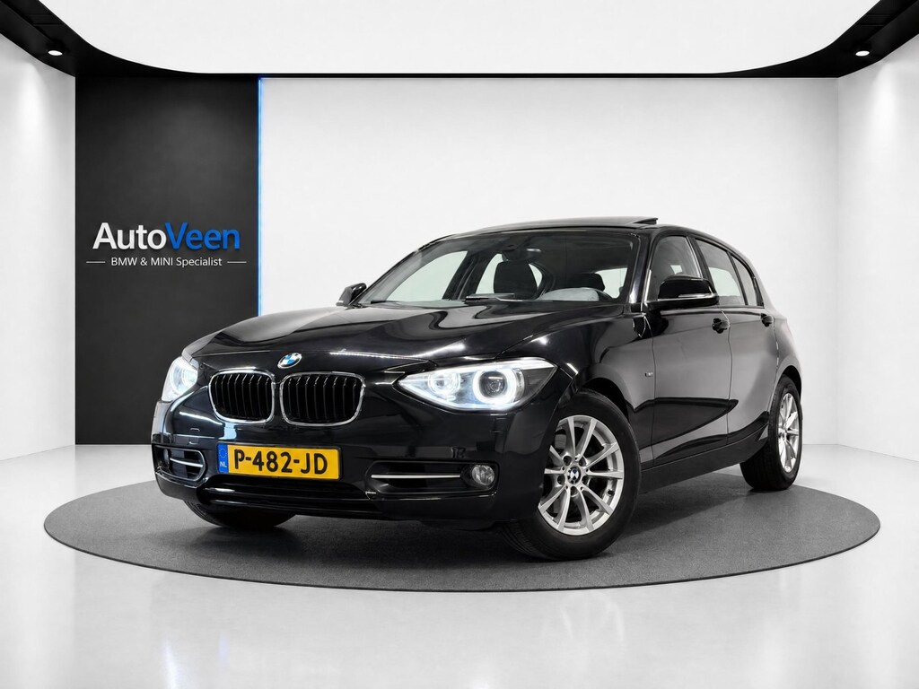 BMW 1-Serie 118i High Executive Upgrade (PANO, SPORT, LED, NAVI, STOELVERWARMING)