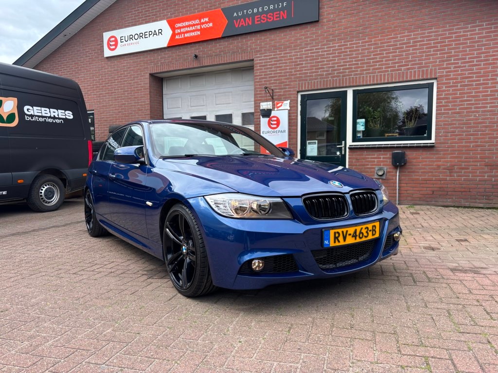 BMW 3-Serie 318i High Executive