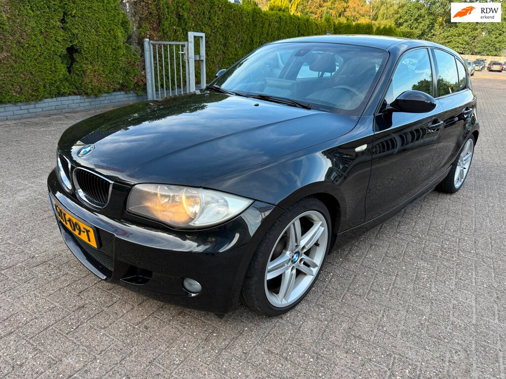 BMW 1-Serie 118i AUT 5-DRS M-SPORT ECC LEDER CRUISE CARPLAY