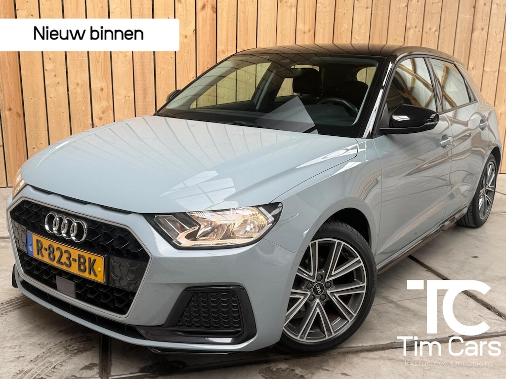 Audi A1 Sportback 25 TFSI Advanced edition Afwijkende dakkleur | Airconditioning | Apple CarPlay/Android Auto | Cruise control | Elektrische ramen voor en achter | Lichtmetalen velgen | Sportstuur