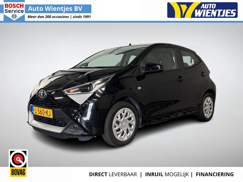 Toyota Aygo 1.0 VVT-i X-Play 5-Drs | Airco | Camera | Carplay