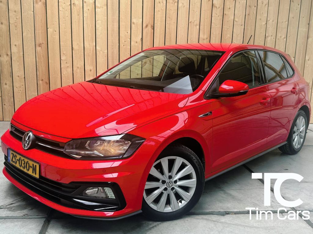 Volkswagen Polo 1.0 TSI Highline R-line Apple CarPlay/Android Auto | Achteruitrijcamera | Adaptieve cruise control | Climate control | DAB ontvanger | Digitale cockpit | Getint glas | Stoelverwarming | Parkeersensoren voor en achter