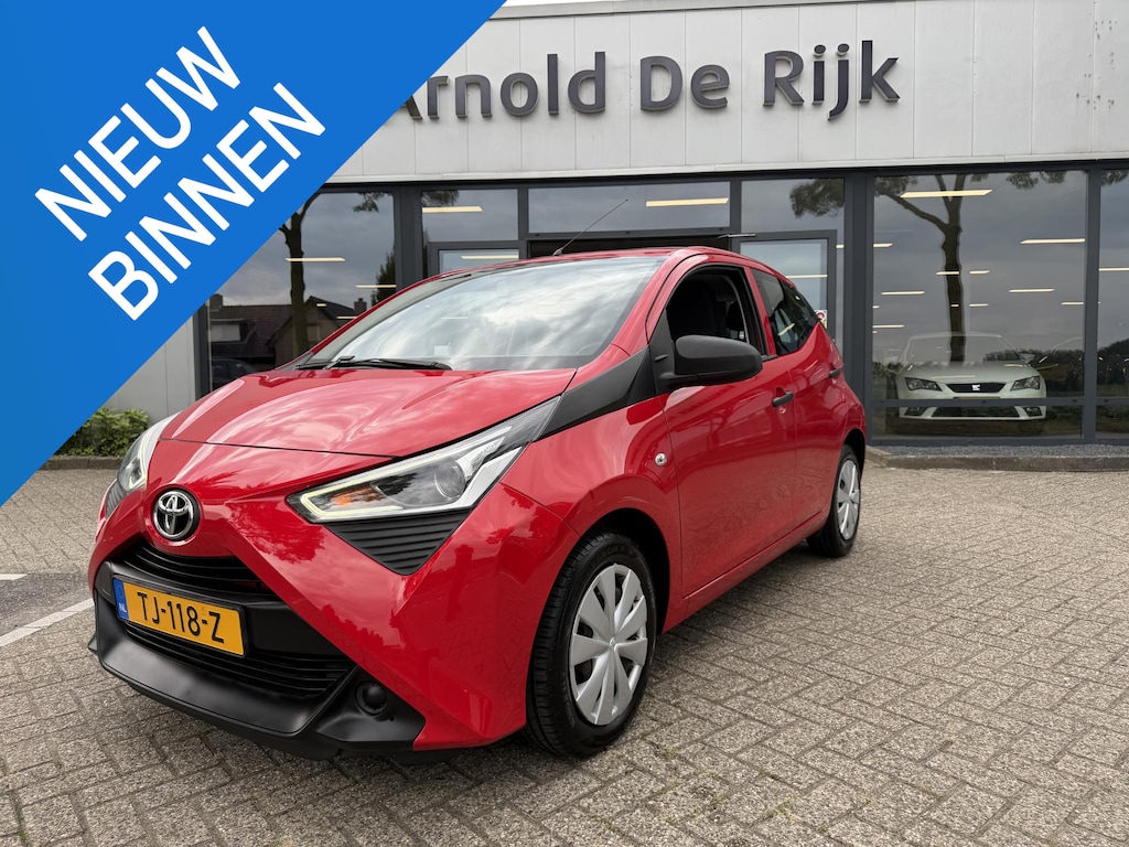 Toyota Aygo 1.0 VVT-i x-fun