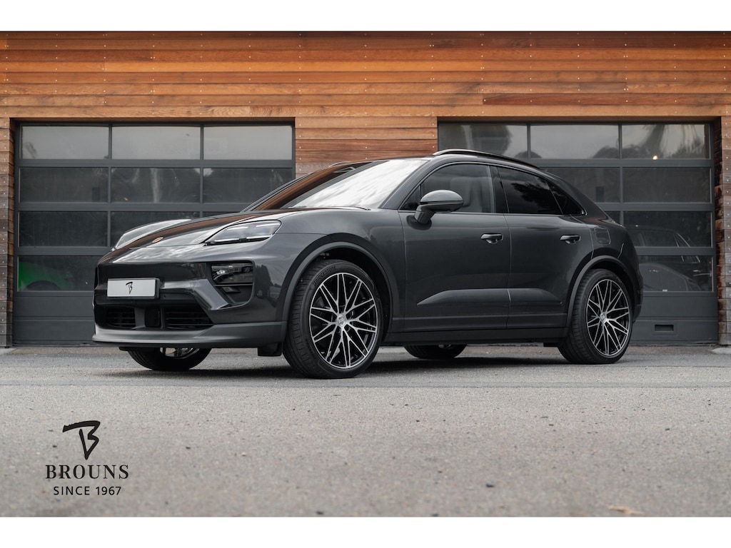 Porsche Macan 4 100 kWh 408pk | Fabrieksgarantie | 1e. Eig.