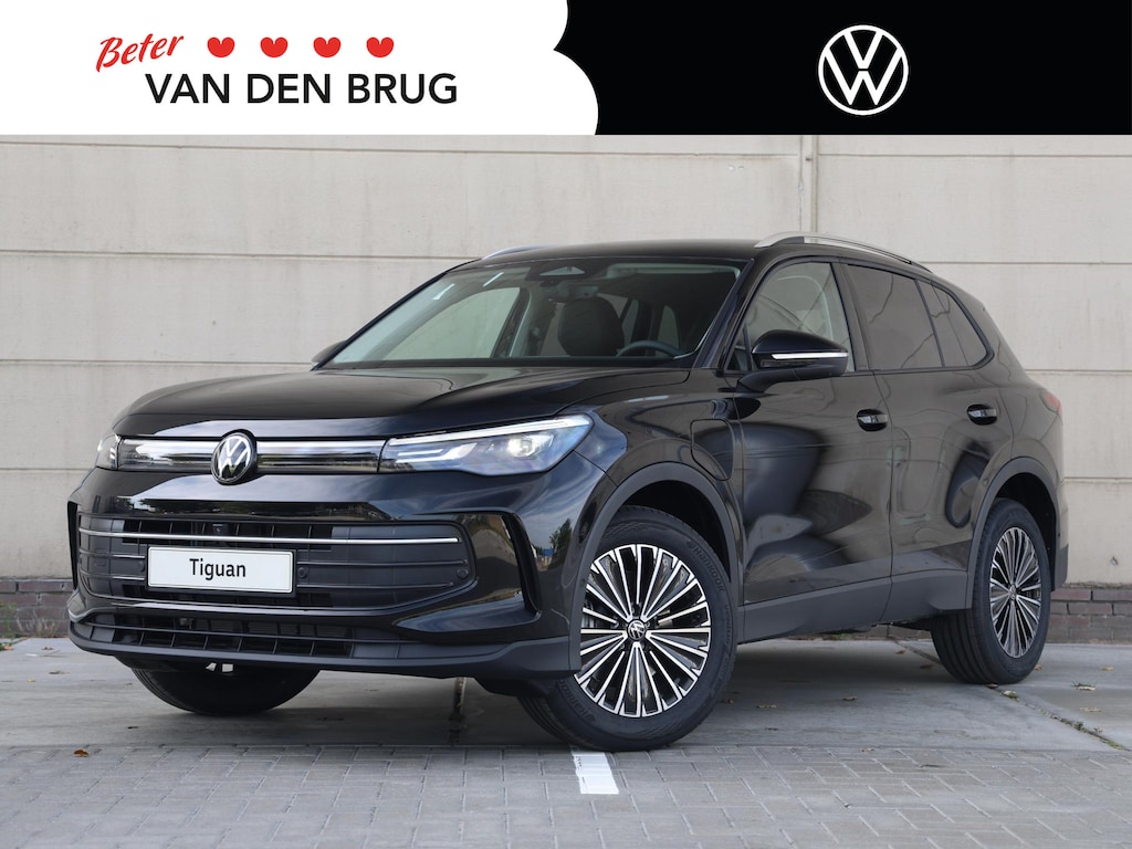 Volkswagen Tiguan Limited Edition 1.5 eHybrid 204 PK | Navigatie | Climate control | 18" velgen | Trekhaak |