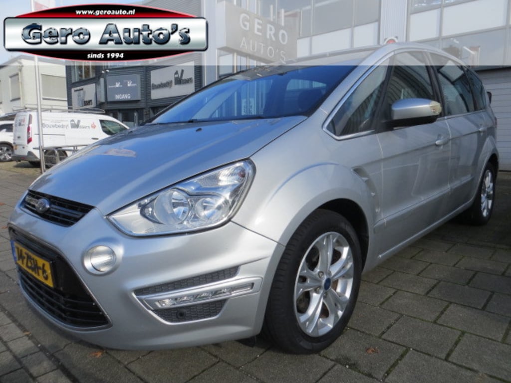 Ford S-Max 1.6 EcoBoost Lease Titanium nl -auto airco ecc ,cruise control ,lmv trekhaak zeer nette auto !