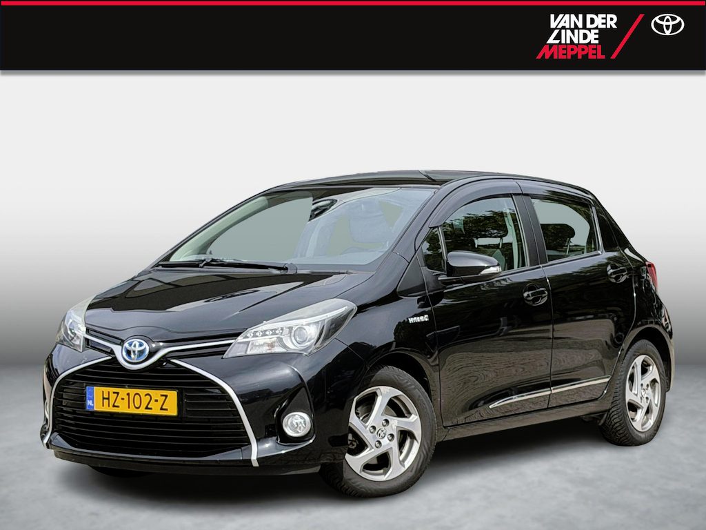 Toyota Yaris 1.5 Hybrid Trend Trekhaak All Season Navi NL