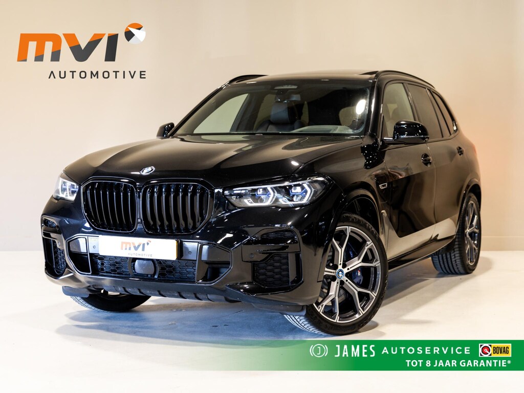 BMW X5 xDrive45e Executive M Pakket / 394pk / SOH 90% / Panorama dak / Trekhaak / Head-up display / 360 graden camera /
