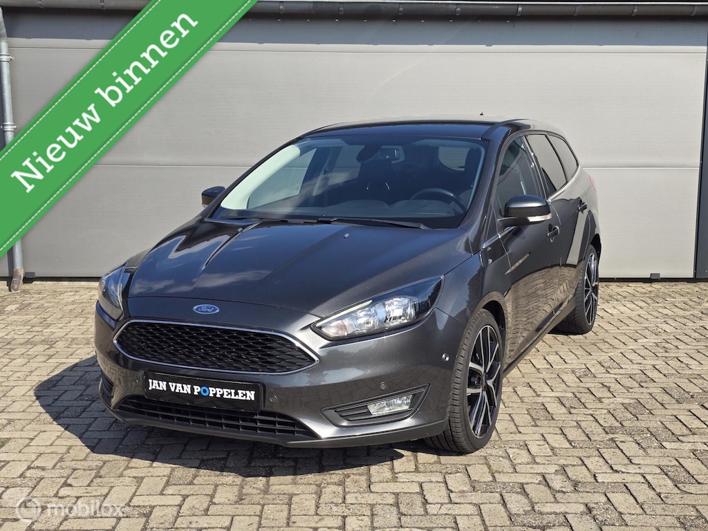 Ford Focus Wagon 1.0 EcoBoost Titanium Business