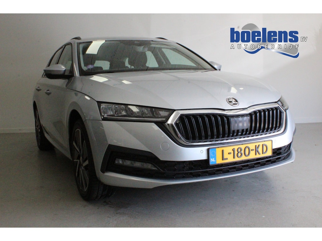 Skoda Octavia Combi 1.4 TSI iV PHEV Business Edition | TREKHAAK | CRUISE | DAB-RADIO | PDC | CLIMA | STOEL-VERW | NAVIGATIE | LED |