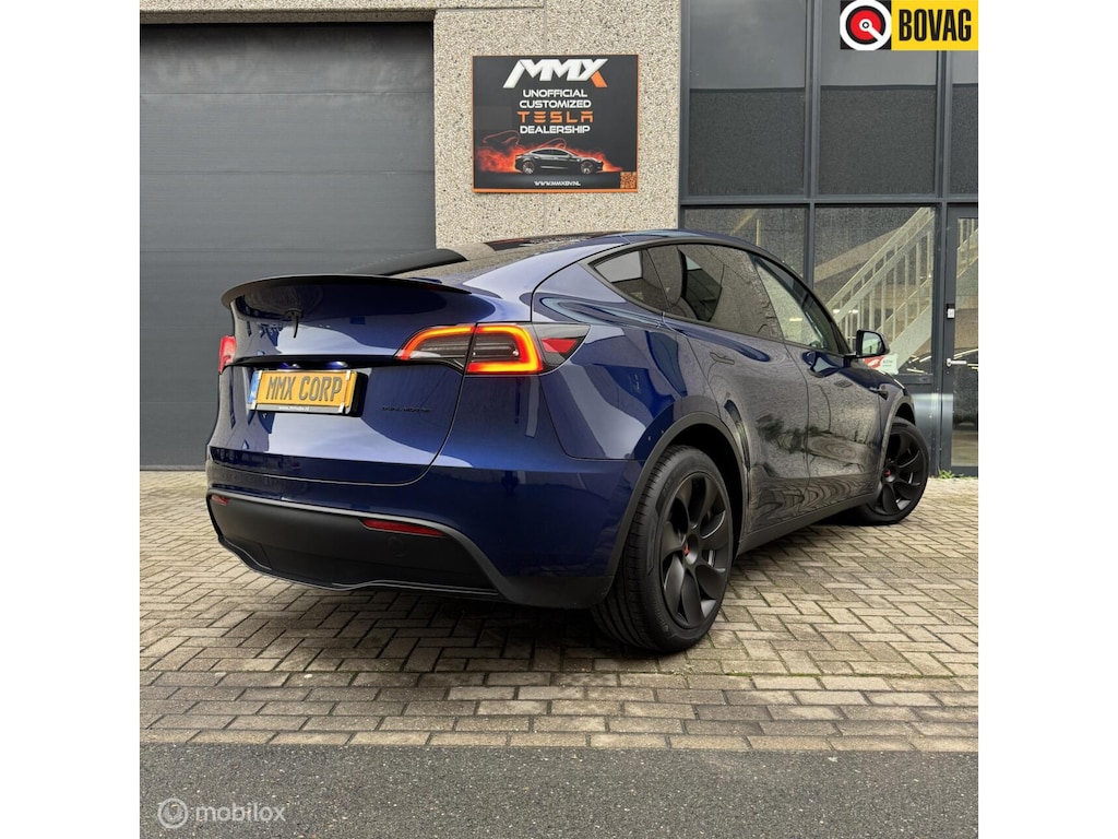Tesla Model Y Long Range RWD + MMX PACK + IAP