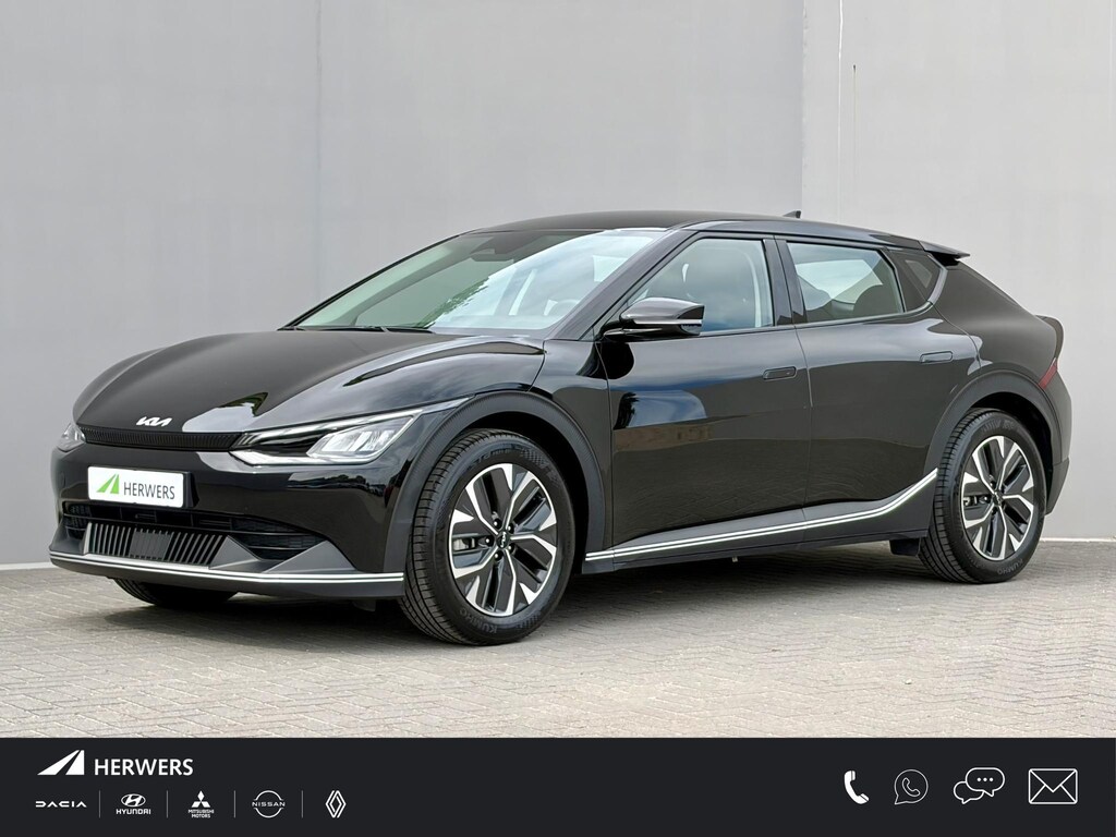 Kia EV6 Edition 77.4 kWh / SOH 100% / Fabrieksgarantie tot 07-2031 / 1.600 kg trekgewicht / Android Auto & Apple Carplay / Navigatie / Cruise Control Adaptief / Climate Control / DAB / Draadloze Telefoonlader / Camera / Parkeerassistent / 19" Lichtmetalen Wielen / Keyless entry & start /