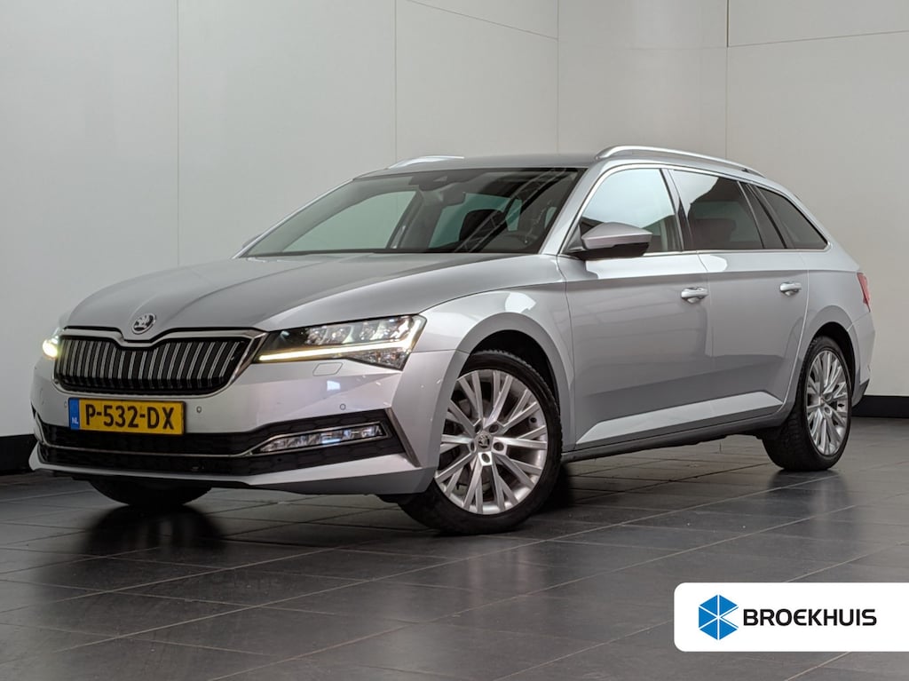 Skoda Superb Combi 1.4 TSI iV Sportline Business l Elektr. Klep l Matrix LED l Elektr. Stoel incl MEmory l Stoel en stuurverwarming l