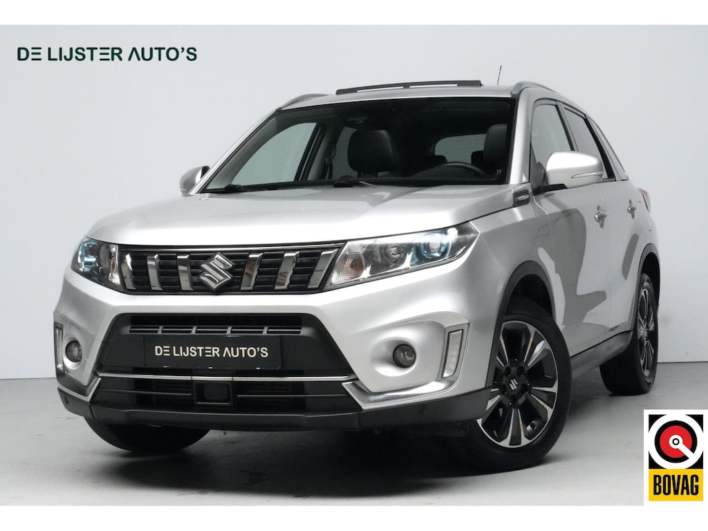 Suzuki Vitara 1.4 Boosterjet Style Automaat 140 PK | Pano-dak | CarPlay | Acc | Camera | Stoelverwarming | Keyless |
