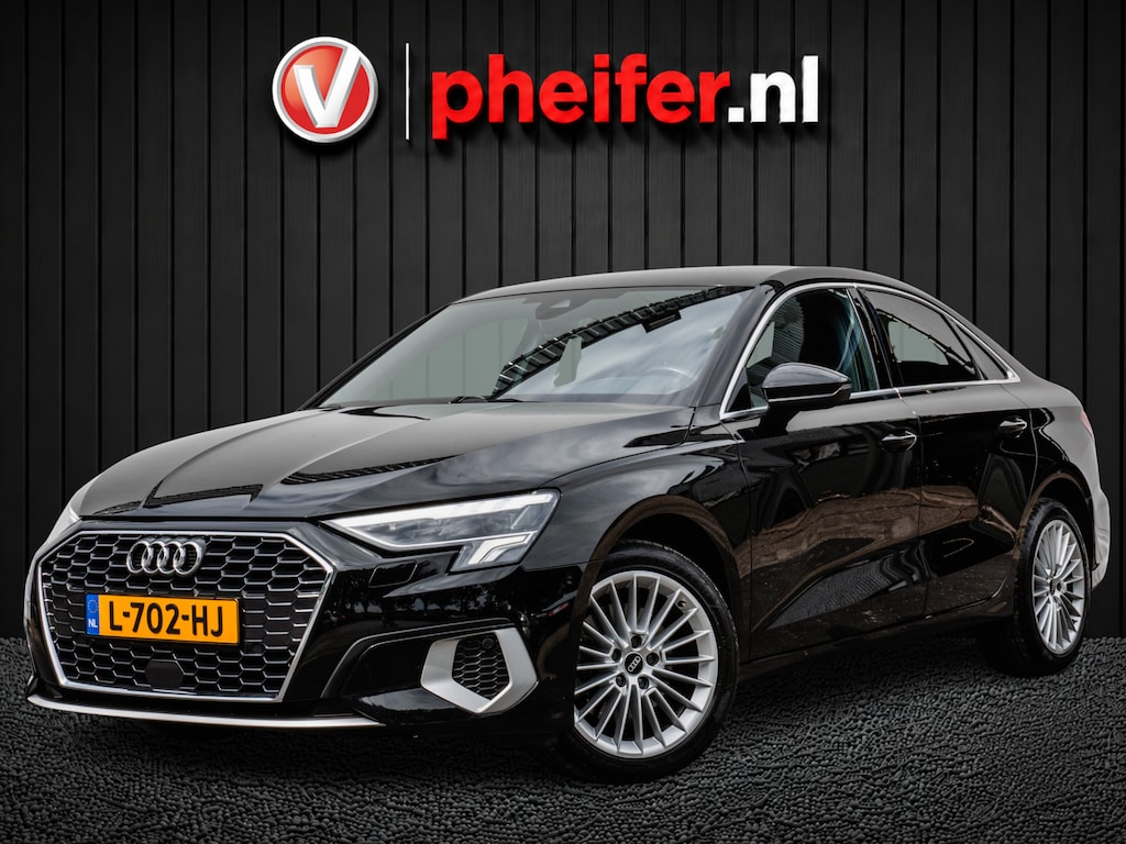 Audi A3 Limousine 30 TFSI Aut.7 Business edition Trekhaak/ Sportstoelen/ Full map navigatie/ Carplay/ DAB+/ Full led