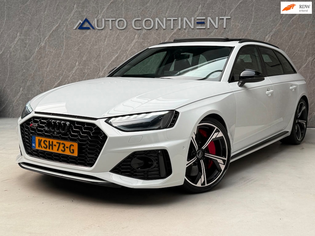 Audi RS4 Avant 2.9 TFSI quattro / Keramisch / Dealer Onderhouden / FULL