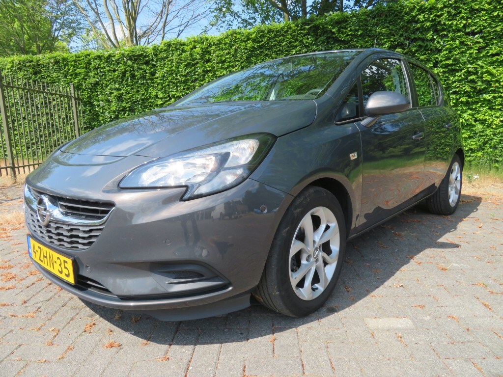Opel Corsa-e 1.0 TURBO EDITION the chain is making noise