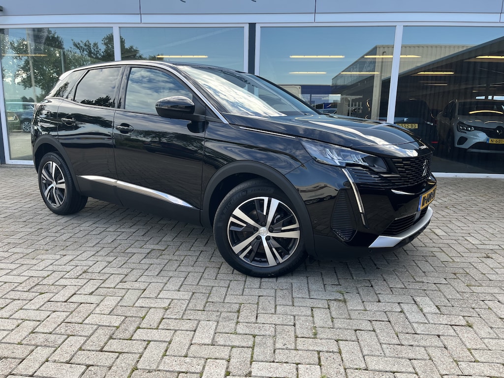 Peugeot 3008 1.2 PureTech Allure / Carplay / Camera / LED / Half Leer / Pdc / Clima