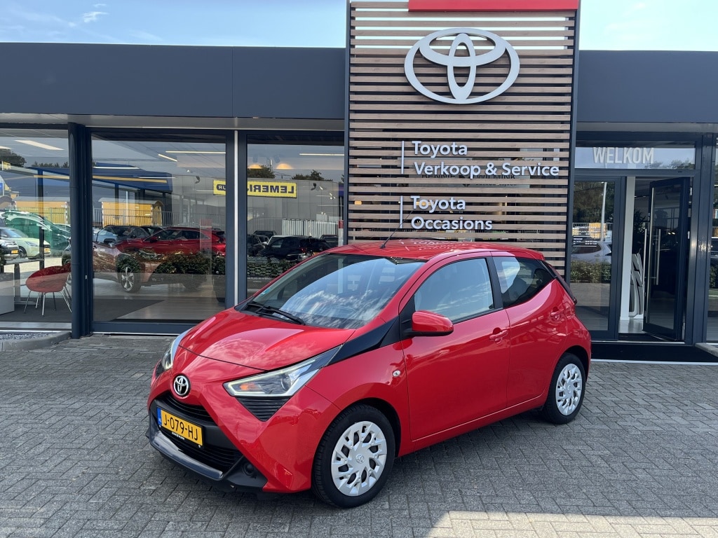 Toyota Aygo 1.0 VVT-i x-play