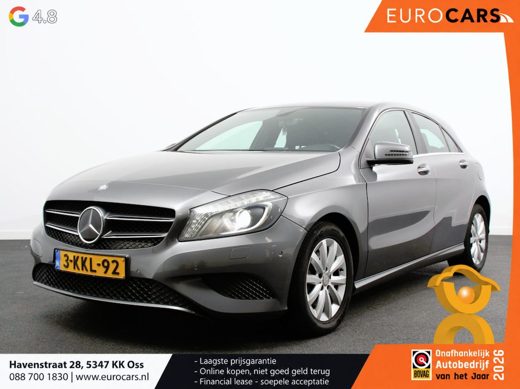 Mercedes-Benz A-klasse 180 Ambition Style Automaat Sfeerverlichting Navigatie Climate Control Parkeer Sensoren V+A Lichtmetalen Velgen Cruise Control Bluetooth