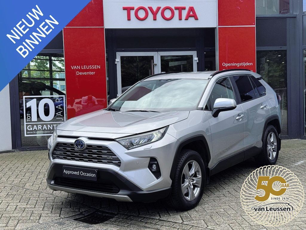 Toyota RAV4 2.5 Hybrid Dynamic AWD DYNAMIC 1650KG TREKGEW STOELVERW PARK-SENSOREN NAVI CAMERA APPLE/ANDROID LM-VELGEN