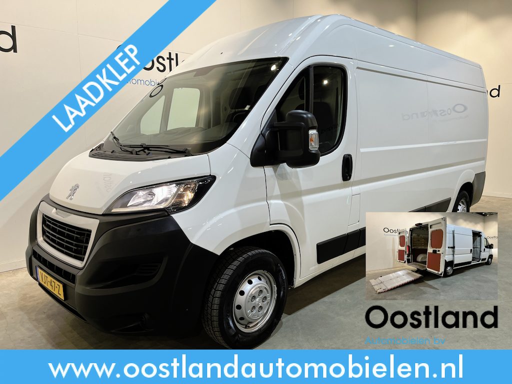 Peugeot Boxer 335 2.2 BlueHDi 140 PK L3H2 Premium / Dhollandia Laadklep / Euro 6 / Airco / Camera / Cruise Control / Navigatie / 3-Zits / 40.000 KM !!