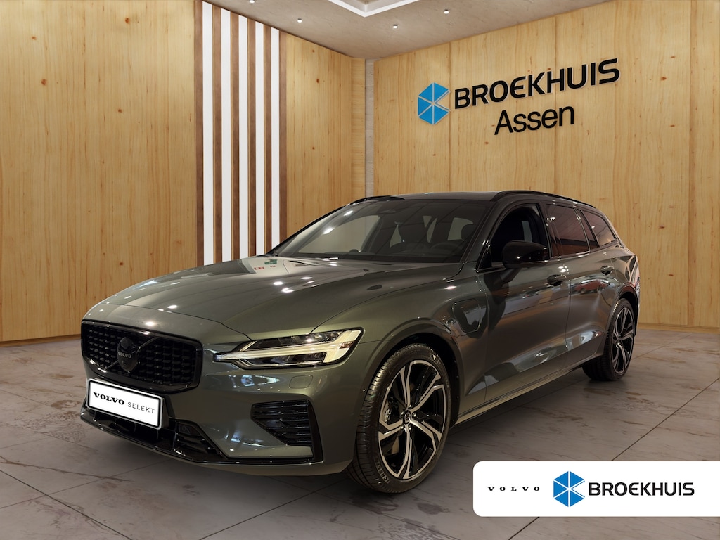 Volvo V60 2.0 T6 Plug-in hybrid AWD Ultra Dark | Bower & Wilkins | Massage stoelen voor | 360 Camera | Schuifkanteldak | 19inch velgen |