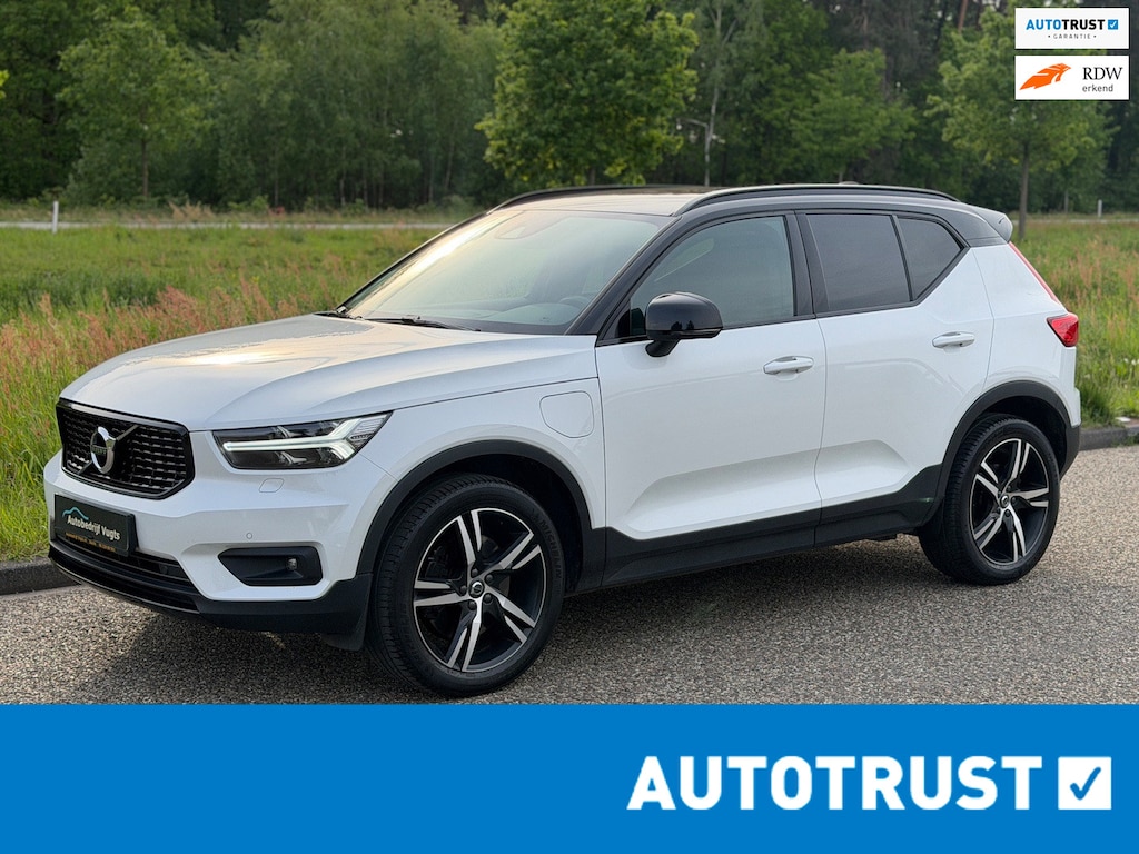 Volvo XC40 1.5 T5 Recharge R-Design *Trekhaak*Stuurverwarming*
