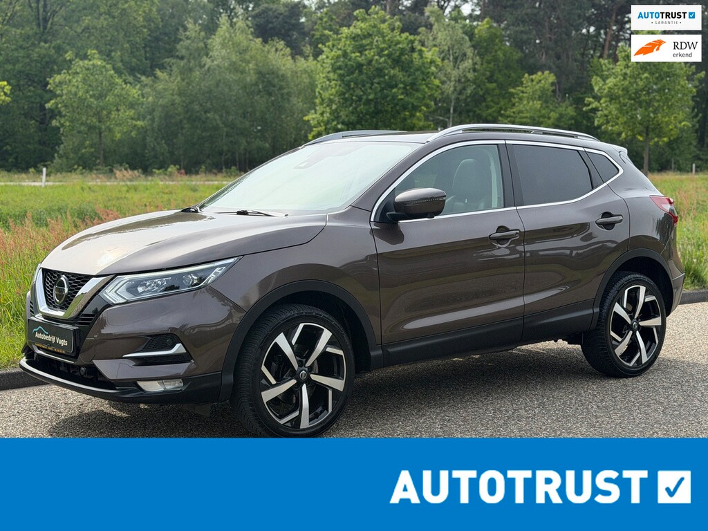 Nissan Qashqai 1.3 DIG-T Tekna Plus Akari *Pano*Camera*Leder