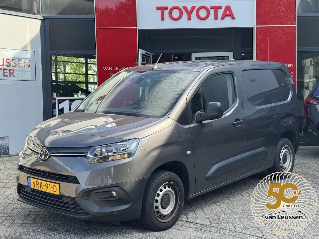 Toyota ProAce City 1.5 D-4D Live NAVIGTATIE PARKEERSENSOREN 1E EIGENAAR NL-AUTO