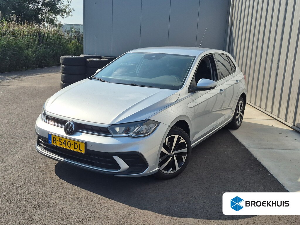 Volkswagen Polo 1.0 TSI Life 95Pk DSG/AUTO | Achteruitrijcamera | Cruise control adapt | Climate control | Stoelverw |  Keyless | Parkeersensoren | Navi | LED | DAB | 16"LMV