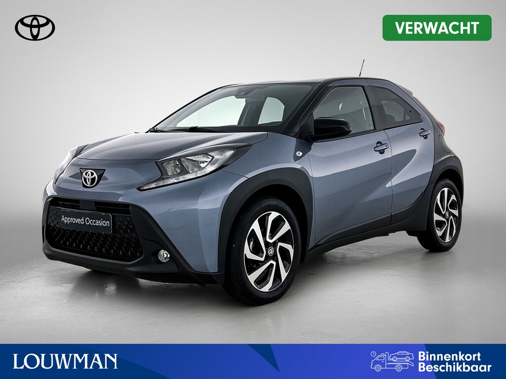 Toyota Aygo X 1.0 VVT-i S-CVT Pulse + | BTW Voertuig | Parkeersensoren voor+achter | Keyless Entry/Start | Climate Control | Cruise Control Adaptive | achteruitrijcamera | Apple CarPlay/Android Auto |