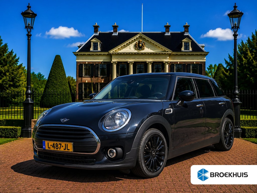 MINI Clubman 1.5 Cooper Business Edition | NL-AUTO! | CRUISE | PARK SENS | NAVI | CLIMA | APPLE CARPLAY/ANDROID AUTO | 17" LMV