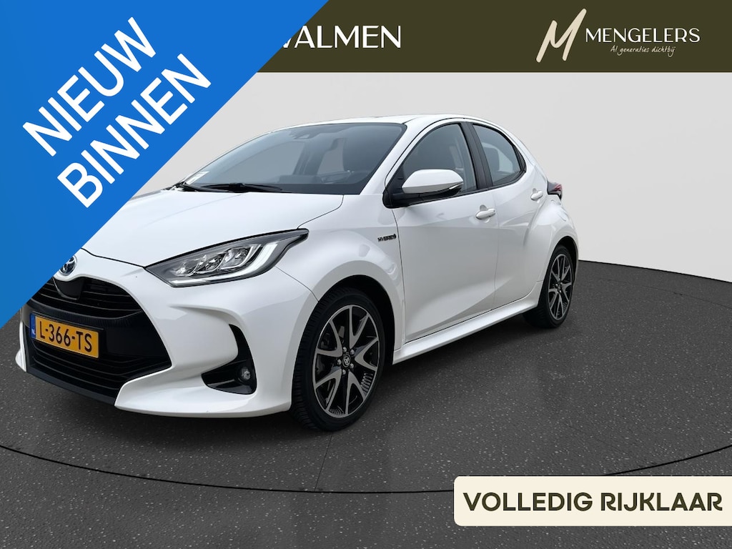 Toyota Yaris 1.5 Hybrid Dynamic | Rijklaar | All Season Banden | Adaptieve Cruise Control | Navigatie |