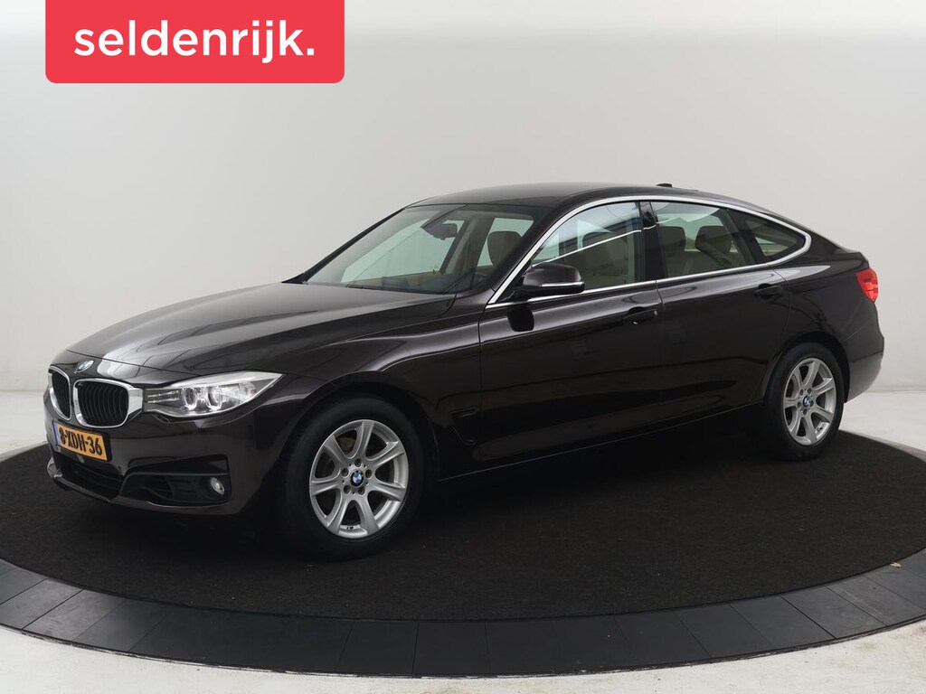 BMW 3-Serie Gran Turismo 320i High Executive | Leder | Cruise control | Stoelverwarming | Climate control | Camera | Park assist | Navigatie | Bluetooth | Elektrische achterklep