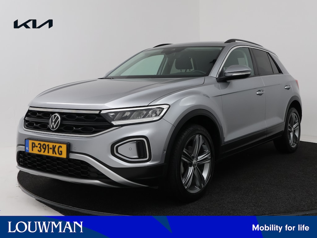 Volkswagen T-Roc 1.0 TSI Life Business | Trekhaak | Stoelverwarming | Camera | Dodehoekdetectie | Digtial Cockpit | €750-inruilpremie