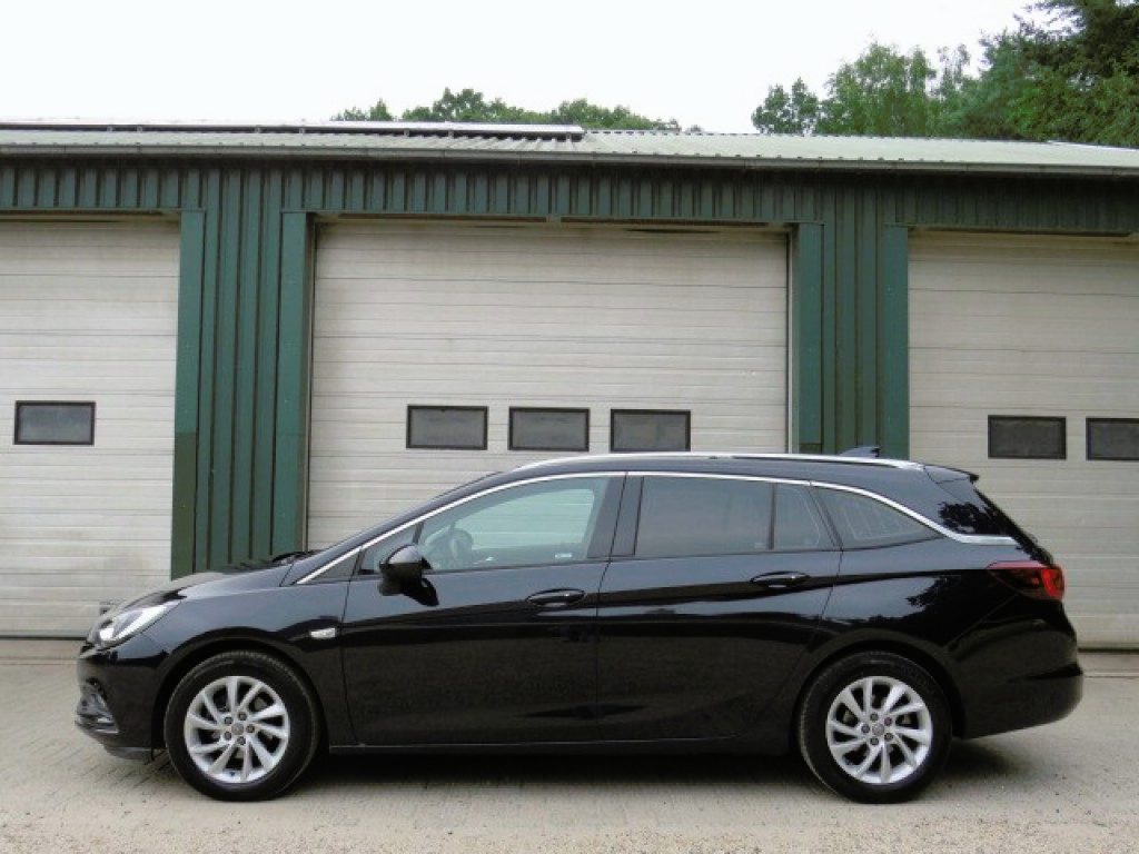 Opel Astra 1.0 BUSINESS EX