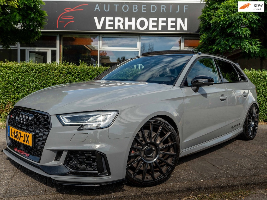 Audi RS3 A3 Sportback 2.5 TFSI QUATTRO - PANORAMADAK - RS STOELEN - PARKEER CAMERA - RS3 - CARPLAY - B&O !